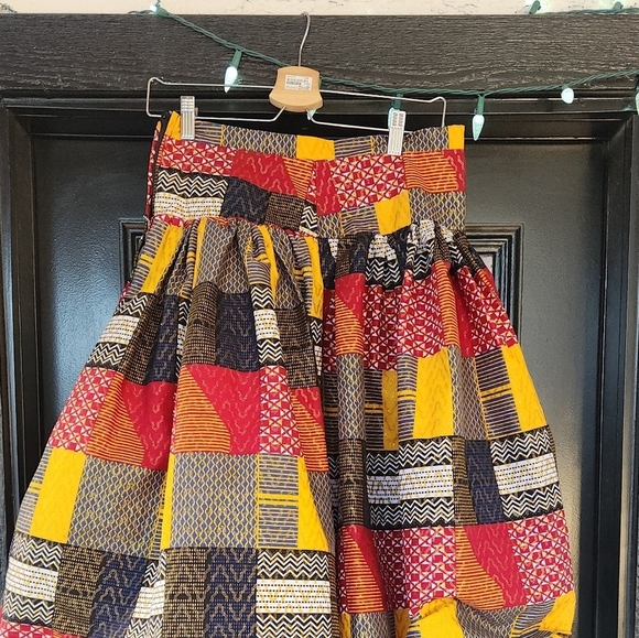 CUTE LITTLE SASSY ANNA   SKIRT‎ - Picture 8 of 8